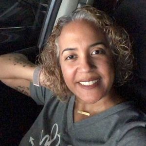 Meet your Posher, Iris